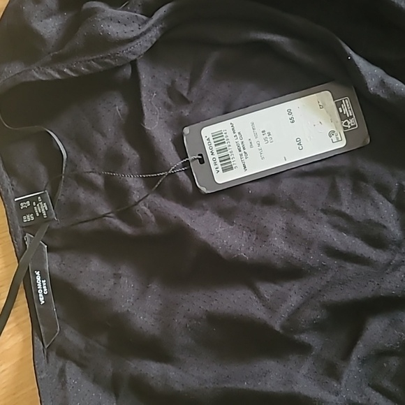 Black wrap around blouse - Picture 2 of 10